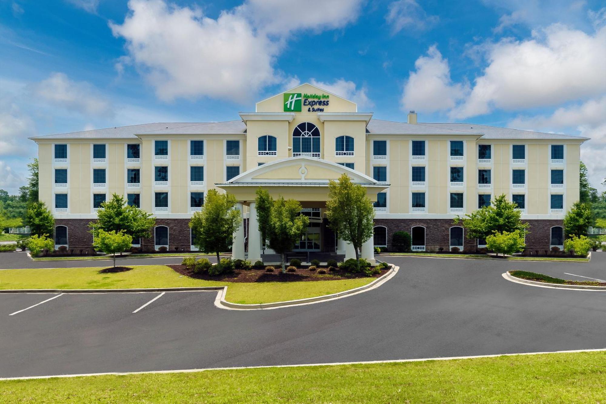 Holiday Inn Express & Suites Aiken By Ihg Exterior photo